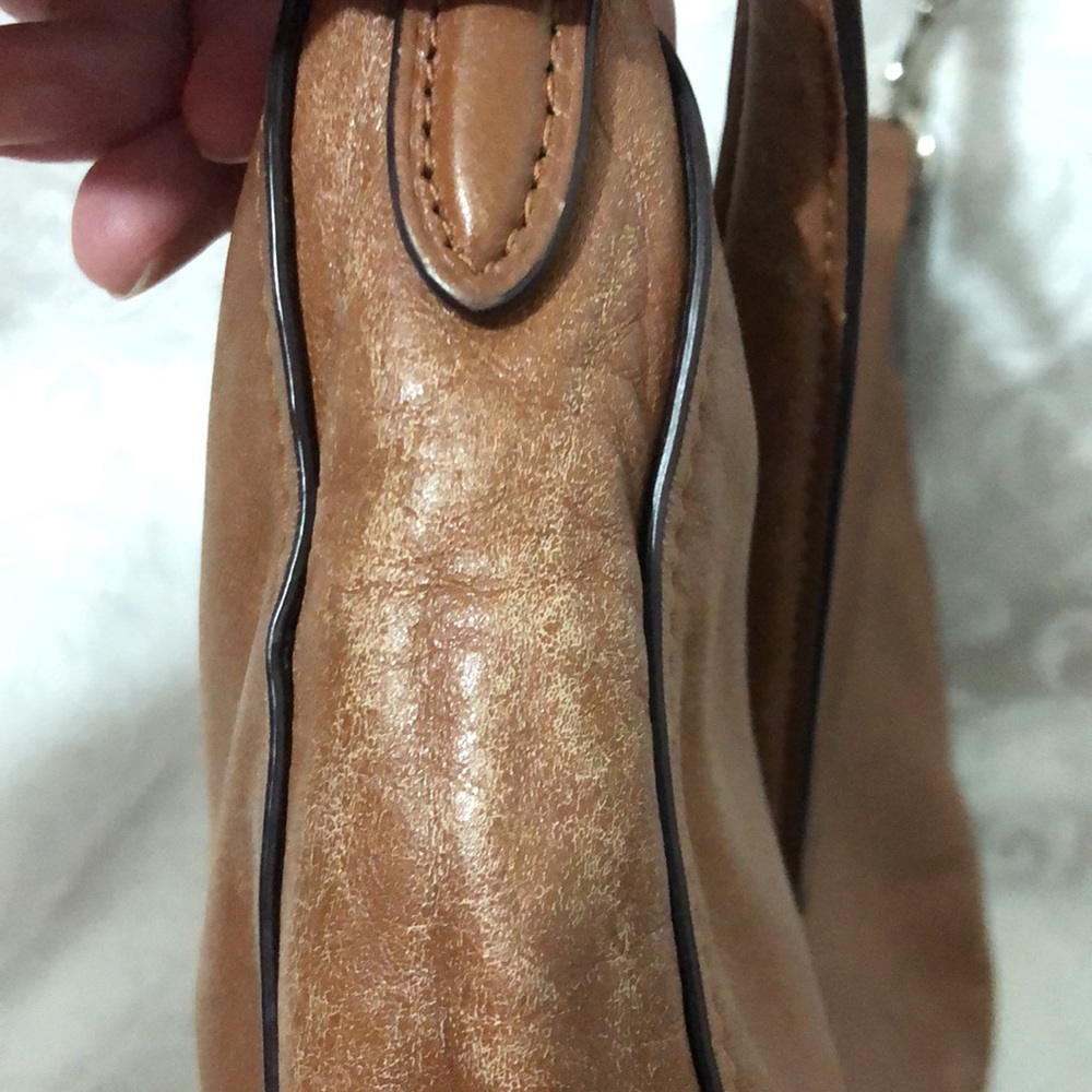 Coach Chelsea Leather Chestnut Shoulder Crossbody Bag.  Great Used Condition. - Picture 16 of 16